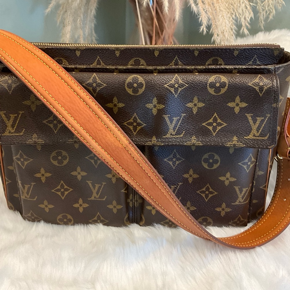 Authentic Louis Vuitton Viva Cite GM